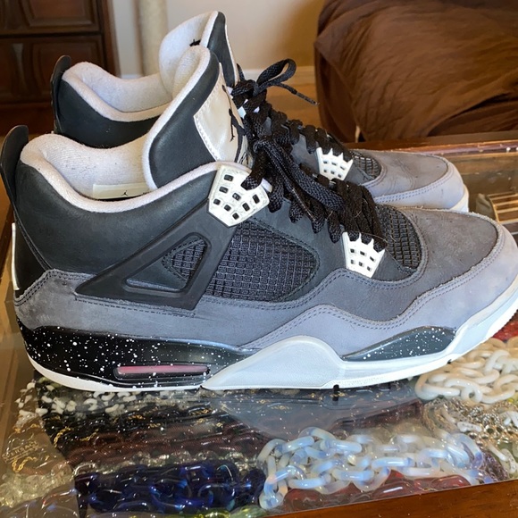 Nike Jordans "Fear" 4's - Picture 1 of 4